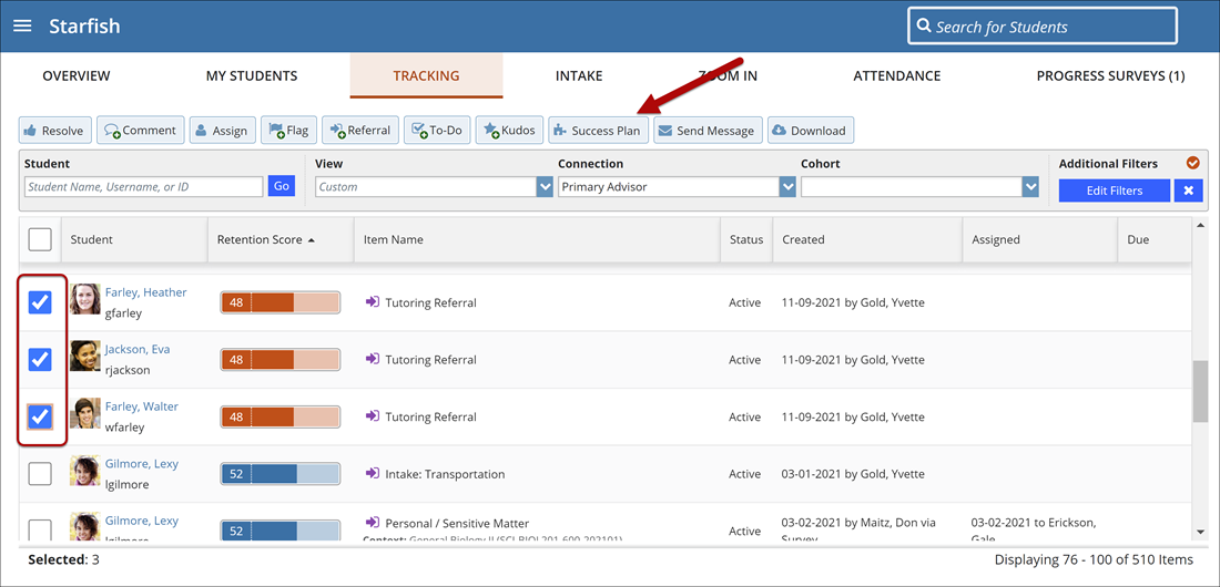 An arrow pointing to the Success Plan option on the Tracking page 